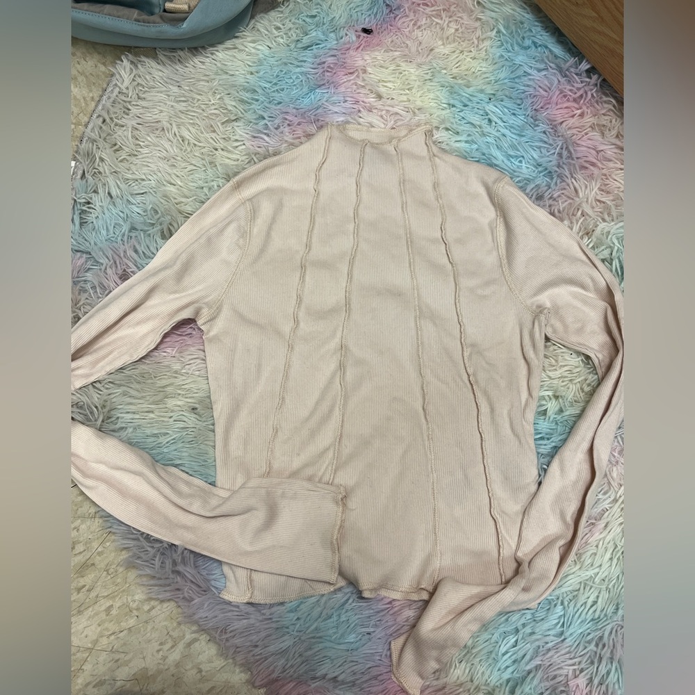 Hollister long-sleeve seamed mock-neck top m